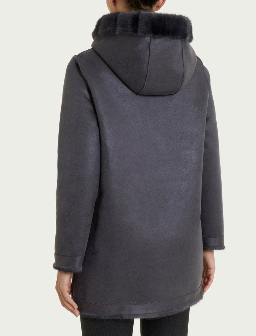 Giaccone reversibile con cappuccio in vegan fur Ragno