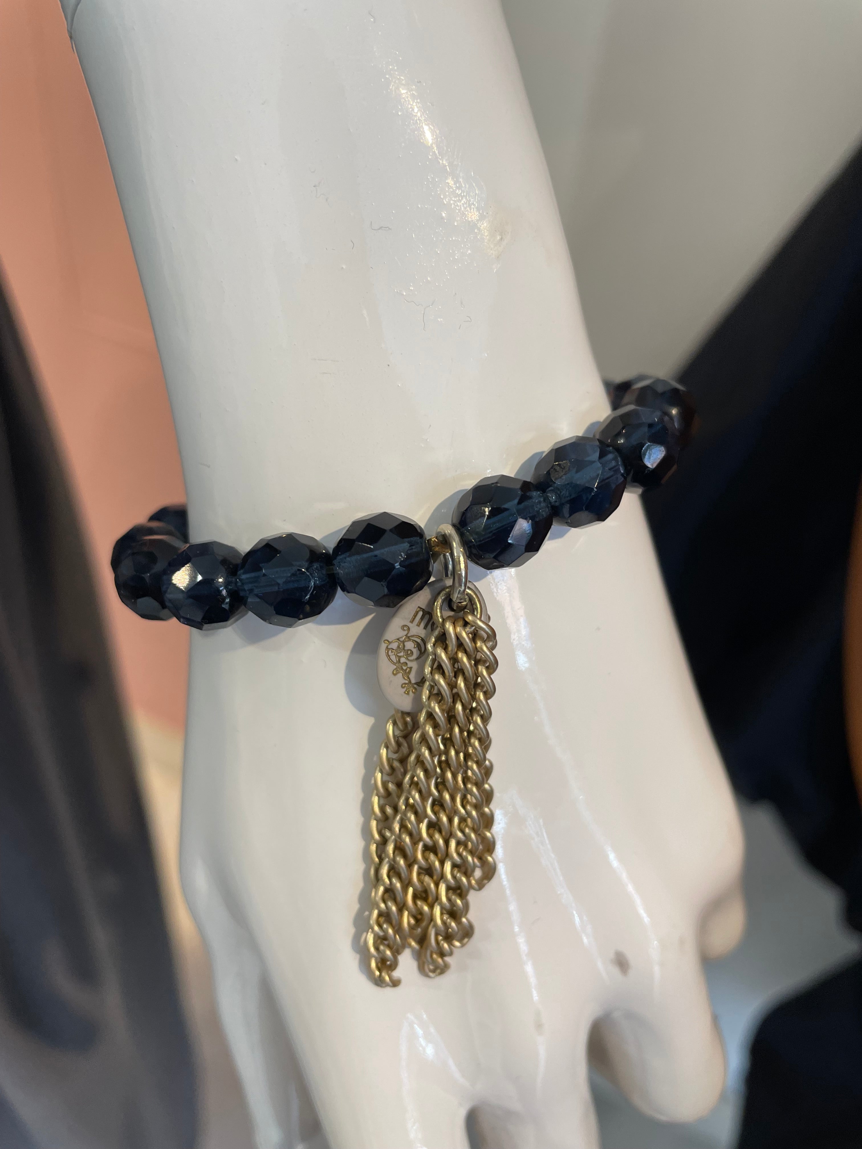 Bracciali con ciondolo Momi