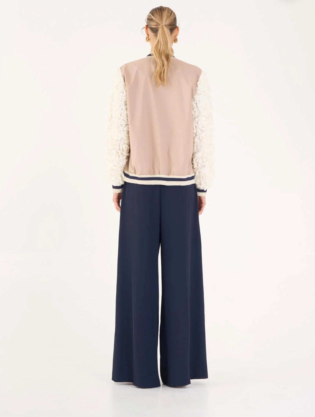 Bomber in tela paracadute di cotone beige con maniche fiori Laserati Resina Vicario Cinque