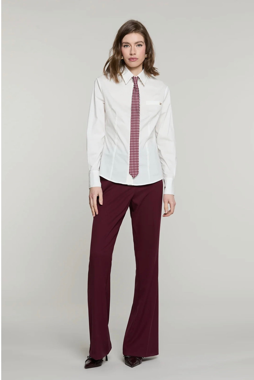 Camicia Zora con cravatta Relish