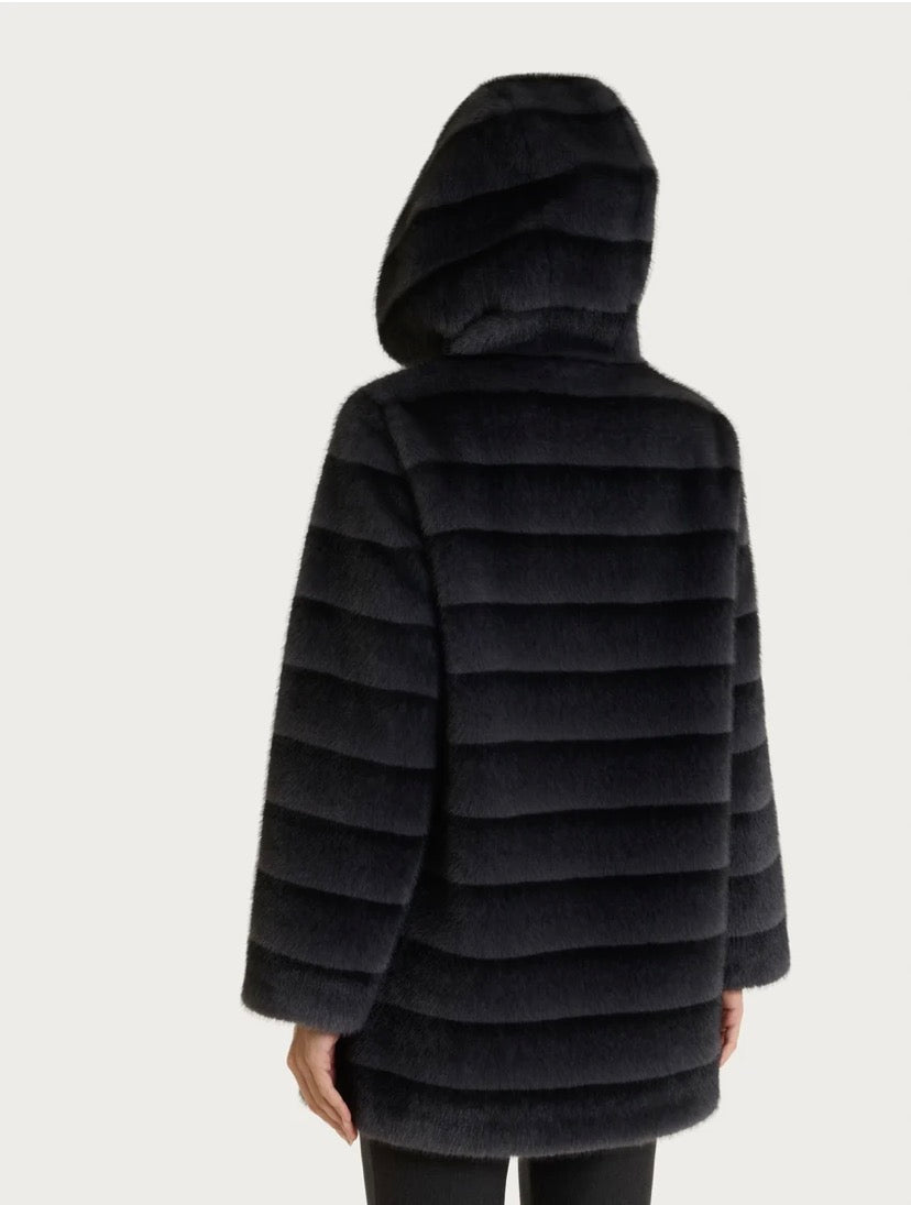 Giaccone reversibile con cappuccio in vegan fur Ragno