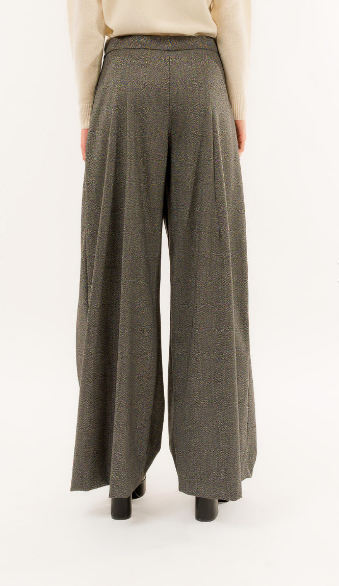 Pantalone largo pieghe Kontatto