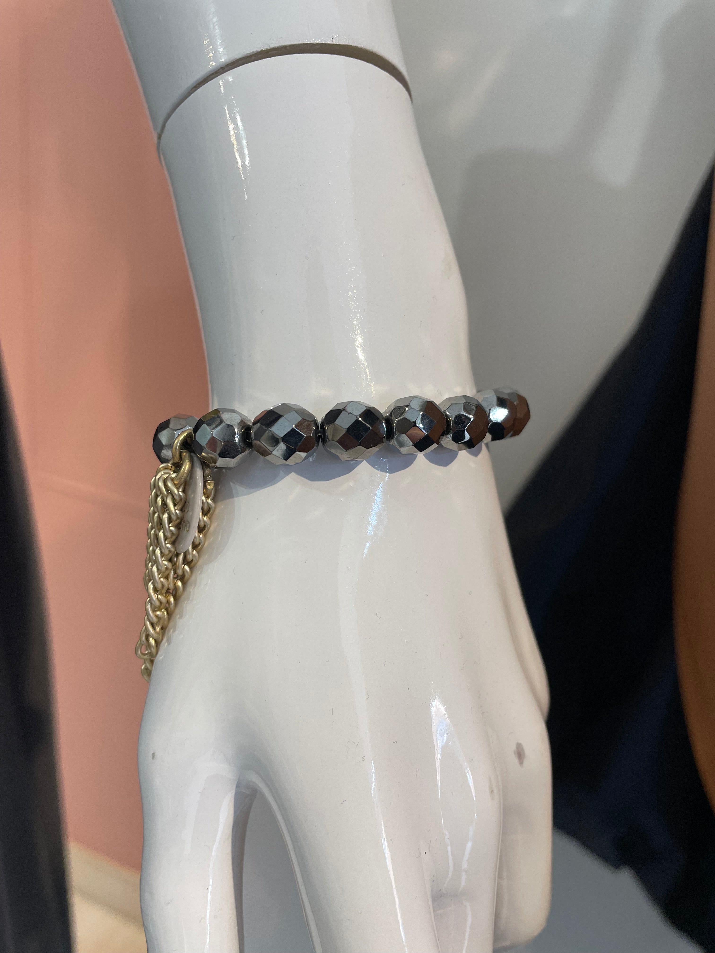 Bracciali con ciondolo Momi