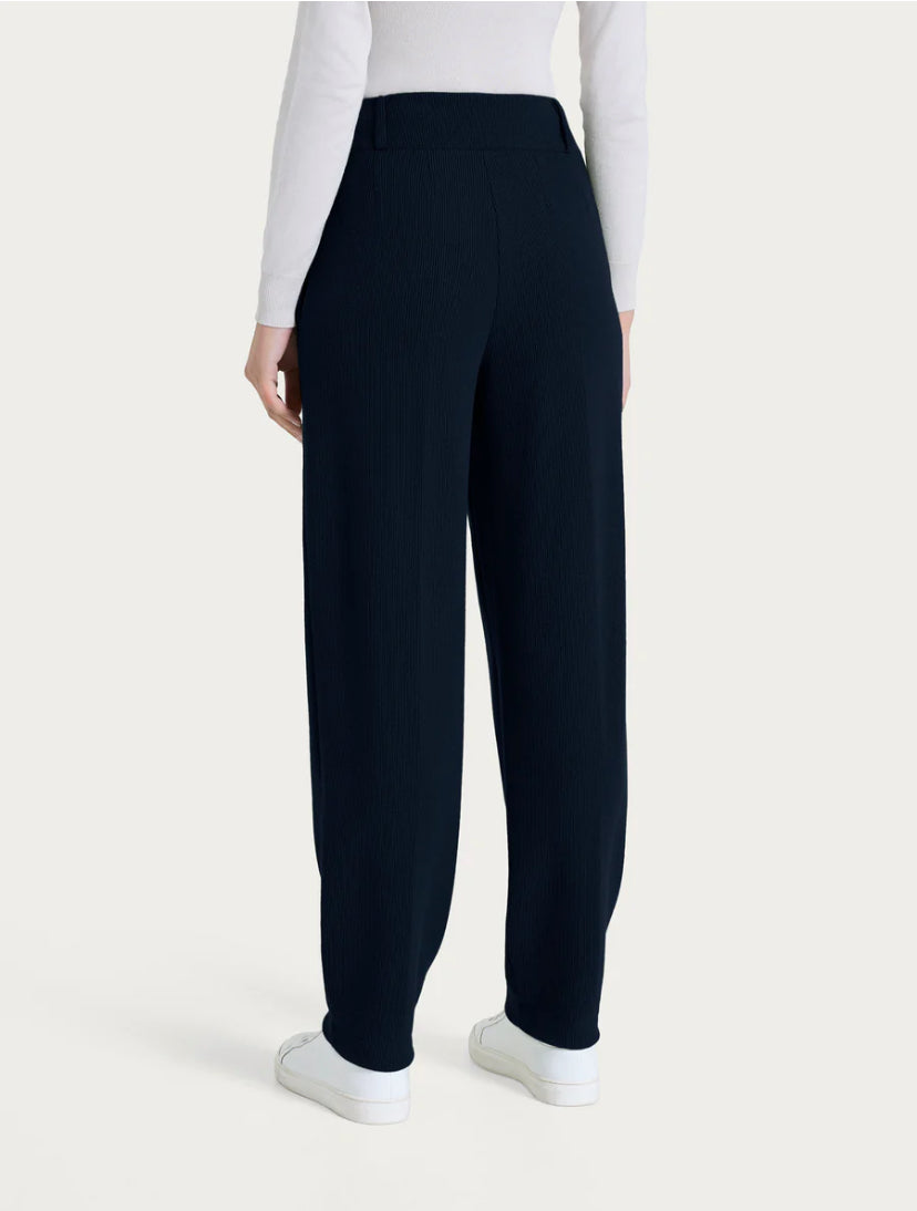 Pantalone a carota con tasche e pinces in Velvet RAGNO