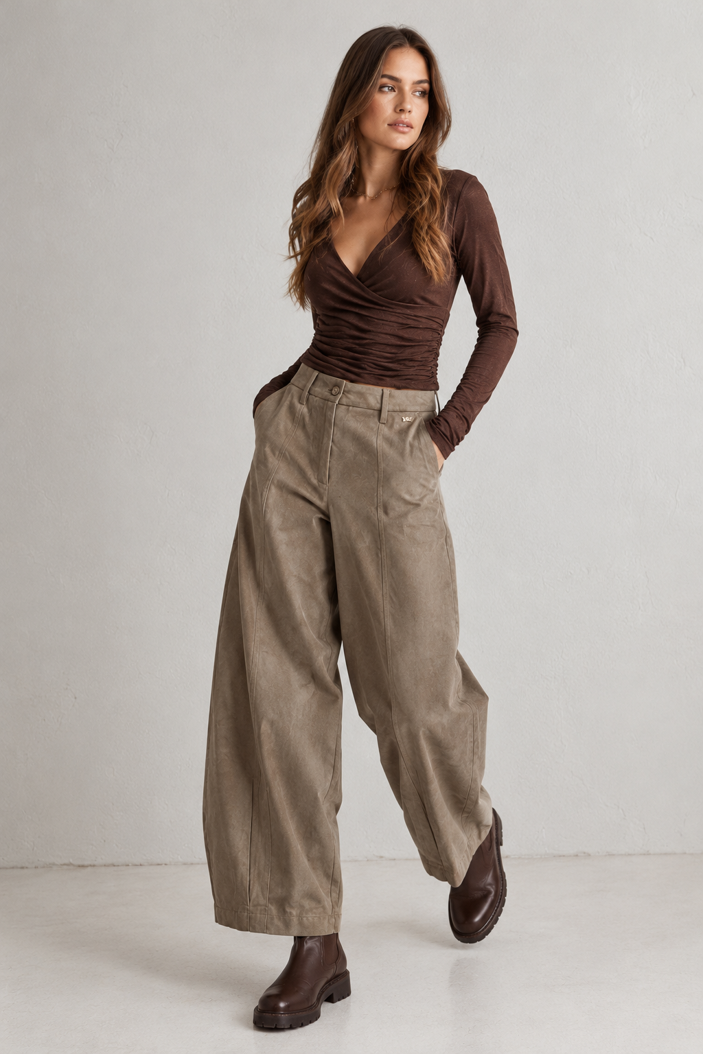 Pantalone Balloon in gabardine Mark Up